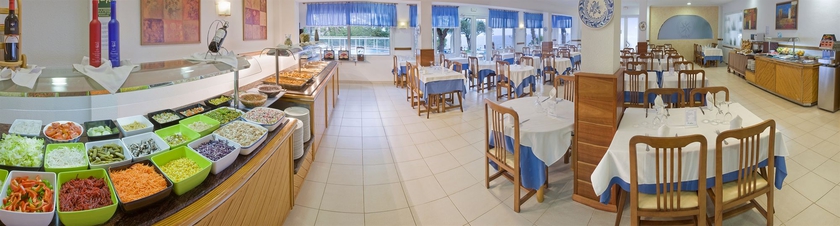 Imagen del bar/restaurante del Hotel Ght Xaloc. Foto 2