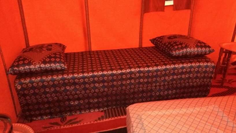 Imagen de la habitación del Hotel Ghwirate Taalab Bivouac - Campsite. Foto 12