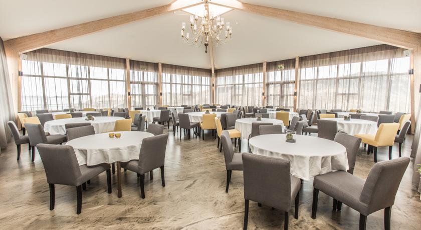 Imagen del bar/restaurante del Hotel Gígur by Keahotels. Foto 2