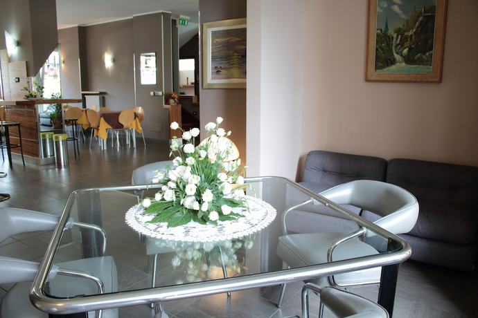 Imagen de los interiores del Hotel Giada, Tur&iacute;n. Foto 18