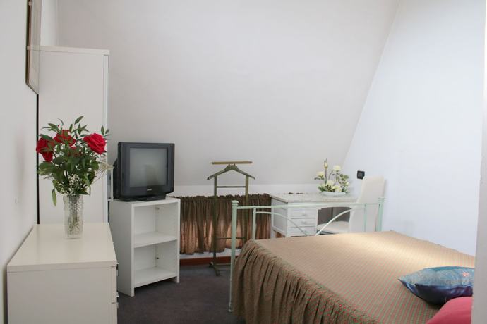 Imagen de la habitación del Hotel Giada, Tur&iacute;n. Foto 13