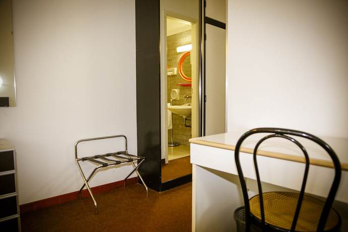 Imagen de la habitación del Hotel Giada, Tur&iacute;n. Foto 14