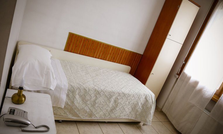 Imagen de la habitación del Hotel Giada, Tur&iacute;n. Foto 15