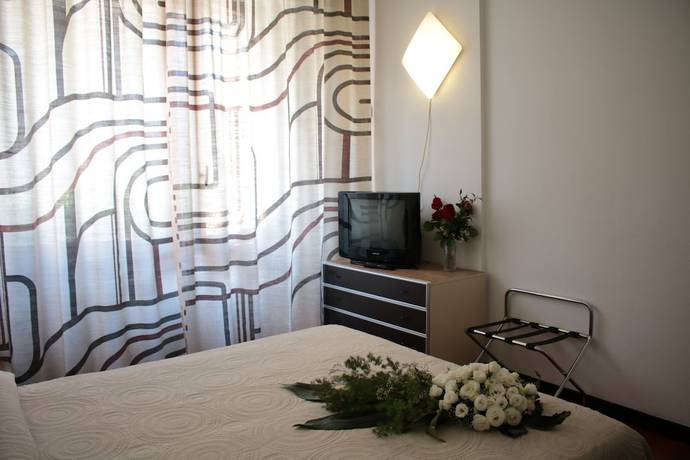 Imagen de la habitación del Hotel Giada, Tur&iacute;n. Foto 16