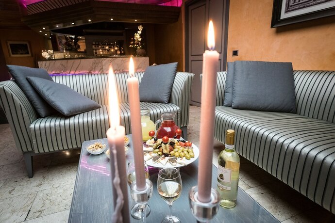 Imagen del bar/restaurante del Hotel Gialletti. Foto 8