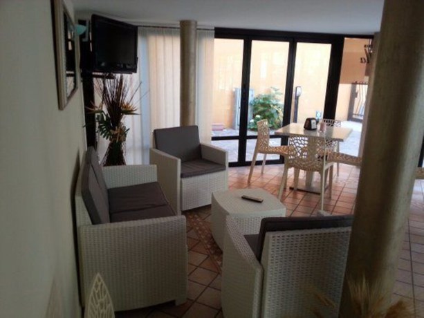 Imagen general del Hotel Gianella. Foto 1