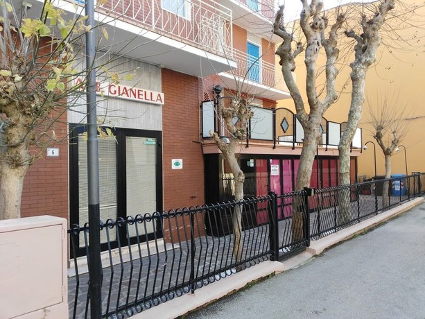 Imagen general del Hotel Gianella. Foto 4