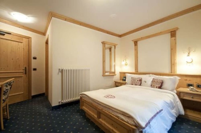Imagen de la habitación del Hotel Gianna. Foto 9