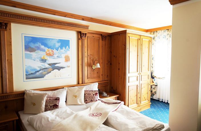 Imagen de la habitación del Hotel Gianna. Foto 12