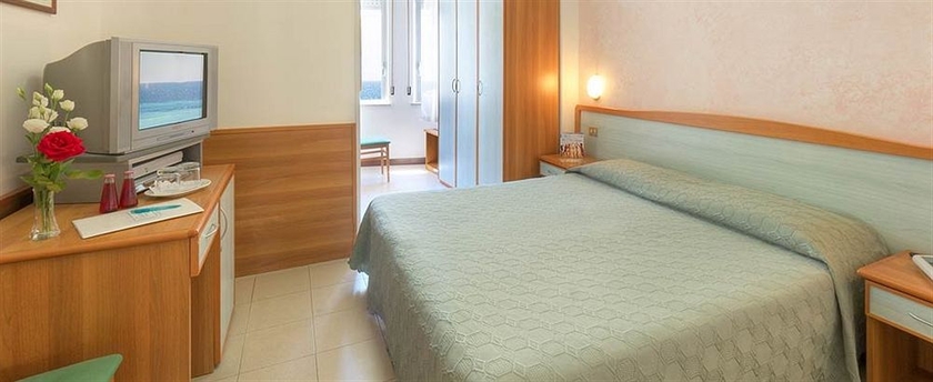 Imagen de la habitación del Hotel Giannino. Foto 4