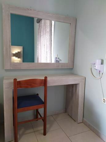 Imagen general del Hotel Giannis Studios Alykes. Foto 5