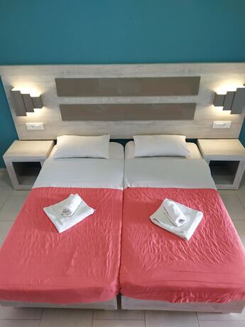 Imagen general del Hotel Giannis Studios Alykes. Foto 6