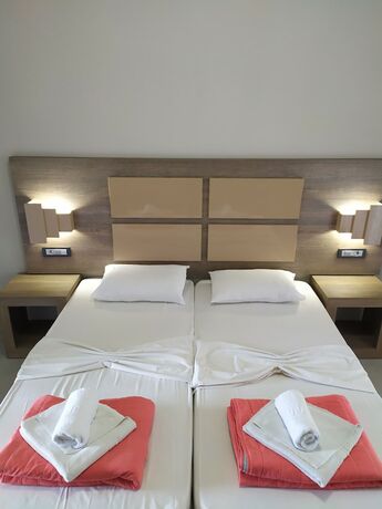 Imagen general del Hotel Giannis Studios Alykes. Foto 13