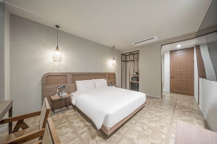 Imagen de la habitación del Hotel Giant. Foto 4