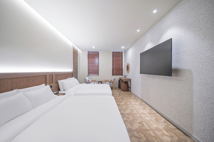 Imagen de la habitación del Hotel Giant. Foto 16