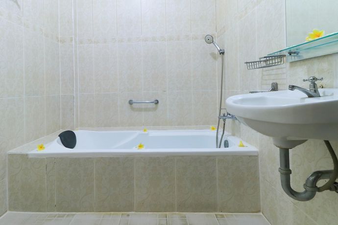 Imagen de la habitación del Hotel Gianyar. Foto 12
