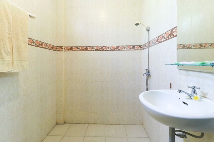 Imagen de la habitación del Hotel Gianyar. Foto 14