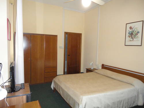 Imagen de la habitación del Hotel Giappone Inn Parking. Foto 11