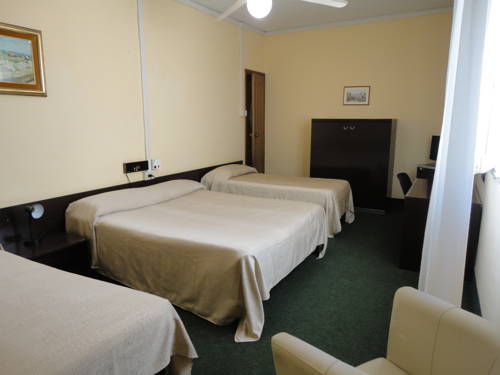 Imagen de la habitación del Hotel Giappone Inn Parking. Foto 12