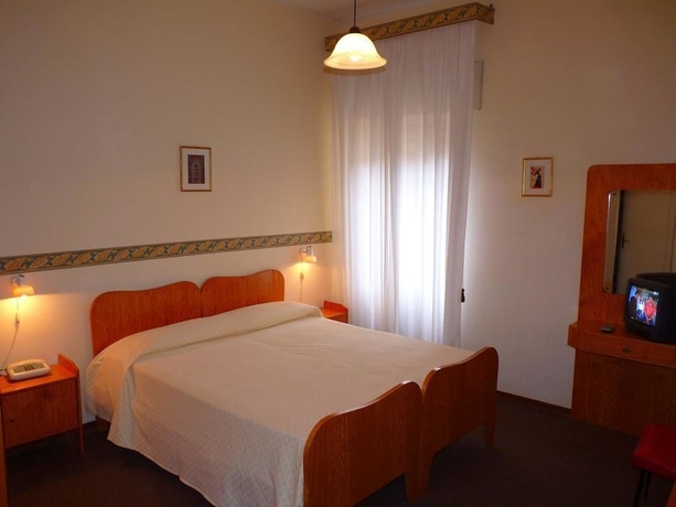 Imagen de la habitación del Hotel Giardinetto, Loreto. Foto 8