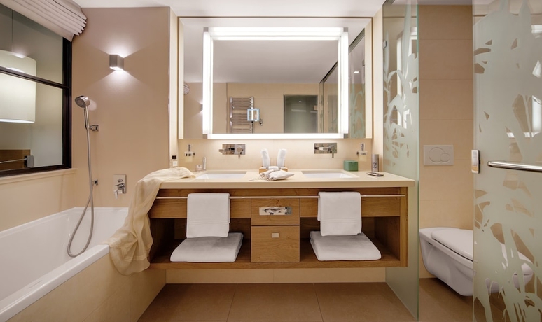 Imagen de la habitación del Hotel Giardino Ascona. Foto 9