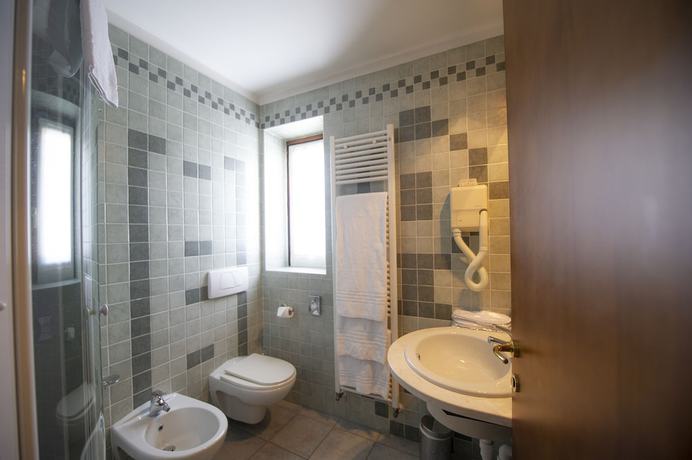 Imagen de la habitación del Hotel Giardino, Cannobio. Foto 4