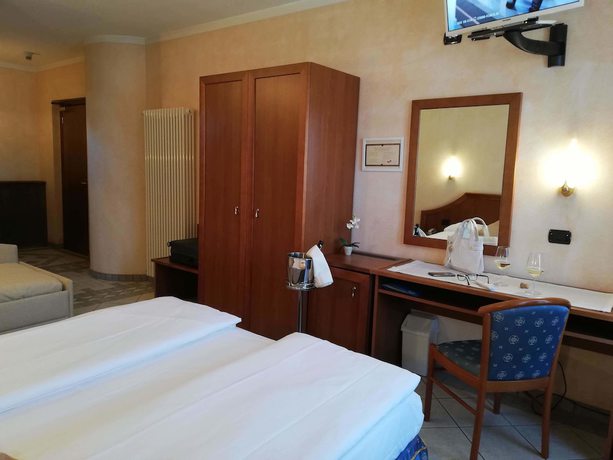 Imagen de la habitación del Hotel Giardino, Cannobio. Foto 5