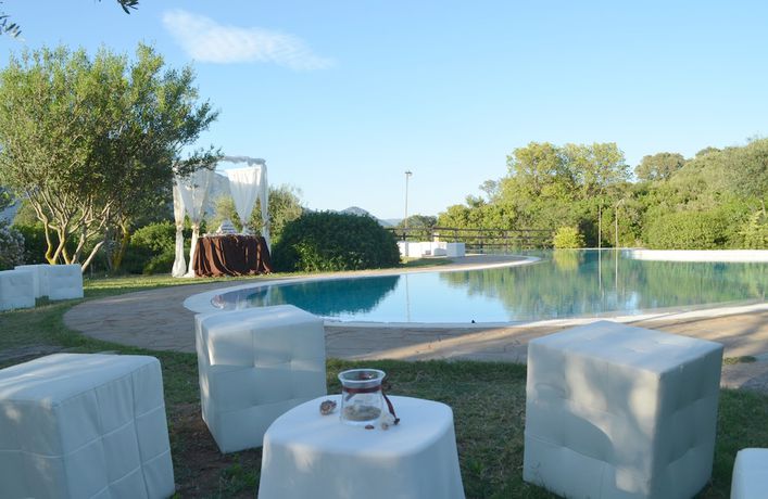 Imagen de la piscina del Hotel Giardino Corte Rubja. Foto 13
