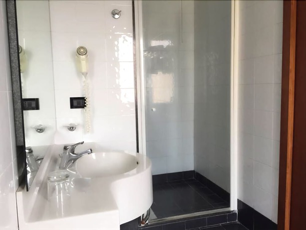 Imagen de la habitación del Hotel Giardino Degli Aranci. Foto 9