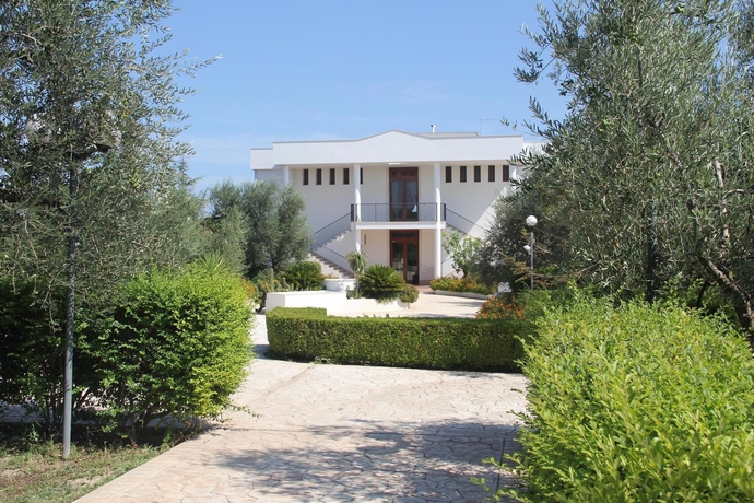 Imagen de los exteriores del Hotel Giardino Degli Ulivi Resort. Foto 5