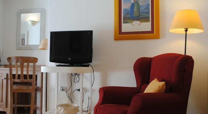 Imagen de la habitación del Hotel Giardino Giamperduto. Foto 10