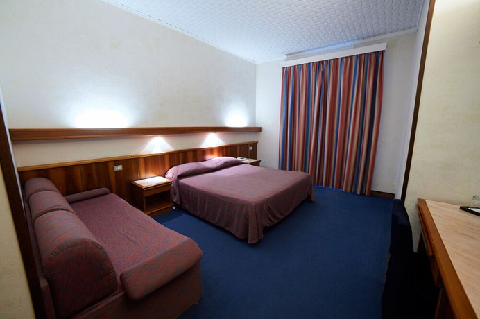 Imagen de la habitación del Hotel Giardino, Mercurago. Foto 3