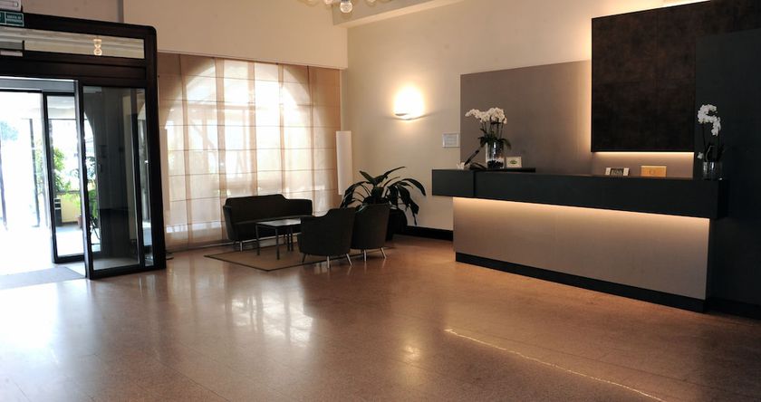 Imagen de los interiores del Hotel Giardino, Mercurago. Foto 16