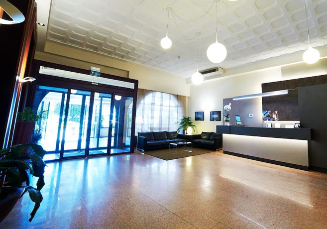 Imagen de los interiores del Hotel Giardino, Mercurago. Foto 18