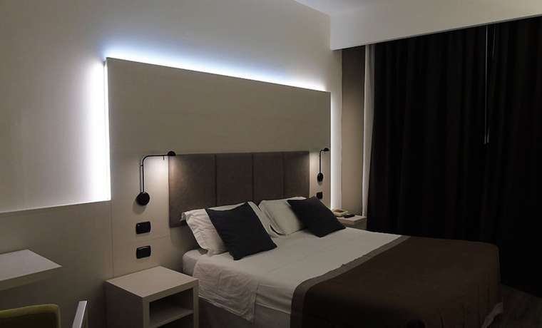 Imagen de la habitación del Hotel Giardino, Mercurago. Foto 13