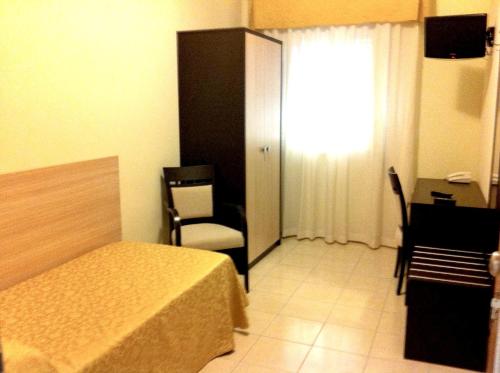 Imagen de la habitación del Hotel Giardino, Modugno. Foto 8