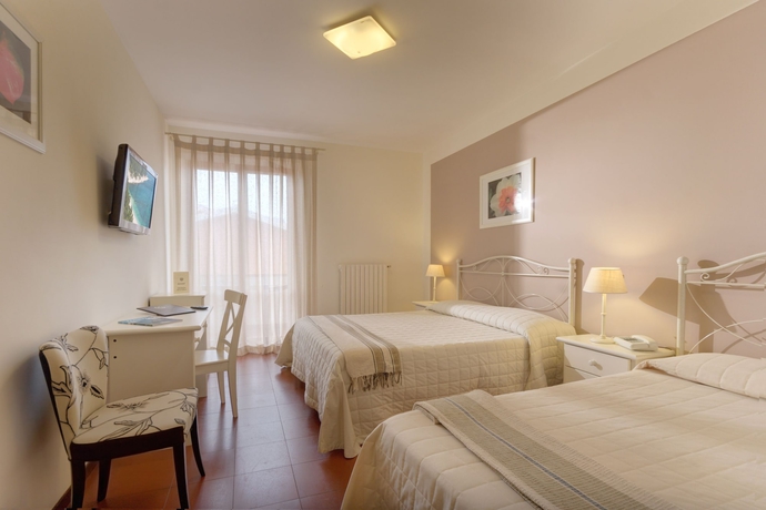 Imagen de la habitación del Hotel Giardino Suitesandspa. Foto 6