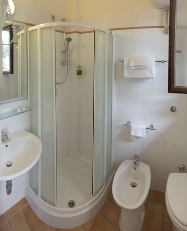 Imagen de la habitación del Hotel Giardino Suitesandspa. Foto 11