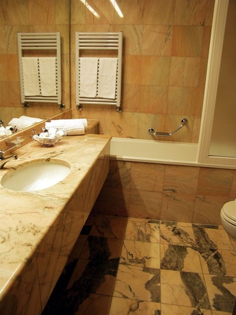 Imagen de la habitación del Hotel Giberti and Spa. Foto 3