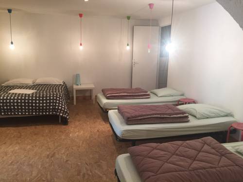 Imagen de la habitación del Hotel G&icirc;te Et Chambres Le Relais De St Jacques. Foto 9