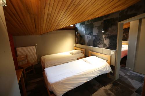 Imagen de la habitación del Hotel G&icirc;te L'ecir -le P'tit Cham. Foto 3