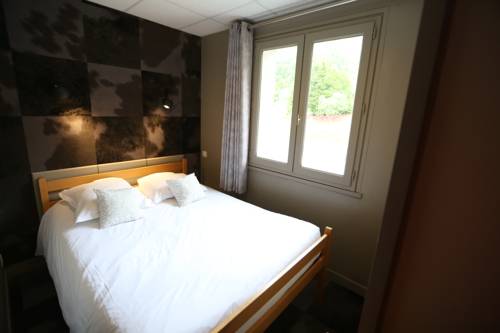 Imagen de la habitación del Hotel G&icirc;te L'ecir -le P'tit Cham. Foto 6