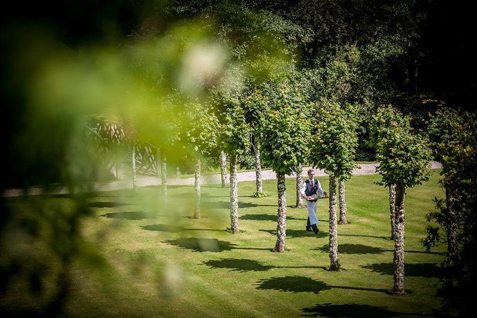 Imagen de los exteriores del Hotel Gidleigh Park. Foto 18