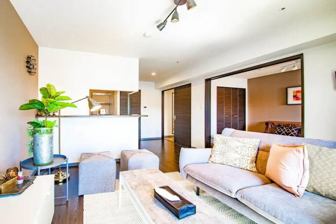 Imagen de la habitación del Hotel Gift. Foto 16