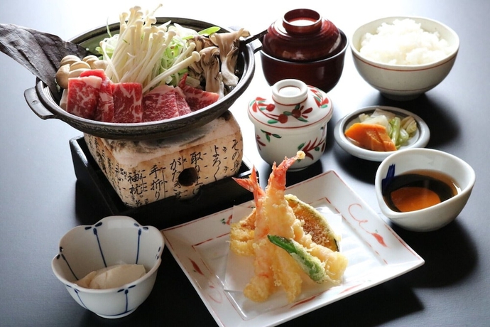 Imagen del bar/restaurante del Hotel Gifu Washington Plaza. Foto 7