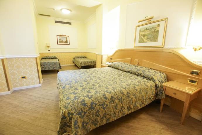 Imagen de la habitación del Hotel Giglio Dell'opera. Foto 13