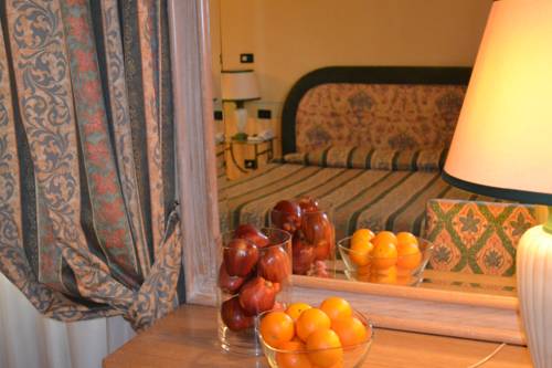Imagen de la habitación del Hotel Giglio, Montecatini Terme. Foto 14