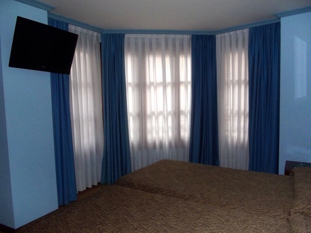 Imagen de la habitación del Hotel Gijon. Foto 3