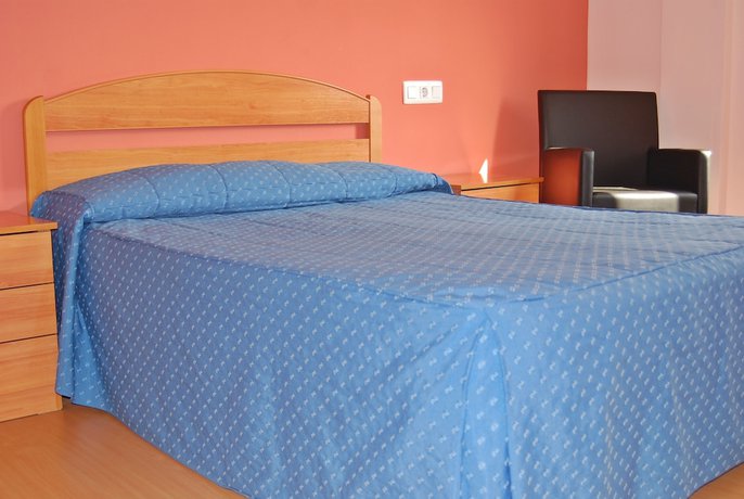 Imagen de la habitación del Hotel Gil. Foto 8