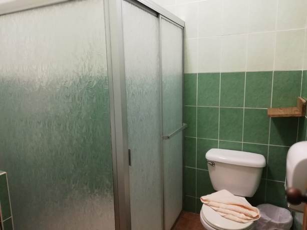 Imagen de la habitación del Hotel Gil Resort. Foto 6